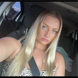 Meet your Posher, Sky